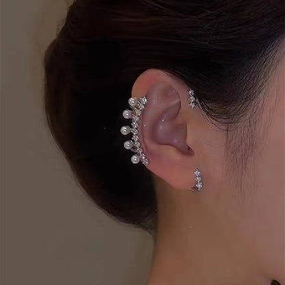 One-Piece Ear Clip with Pearl and Diamond